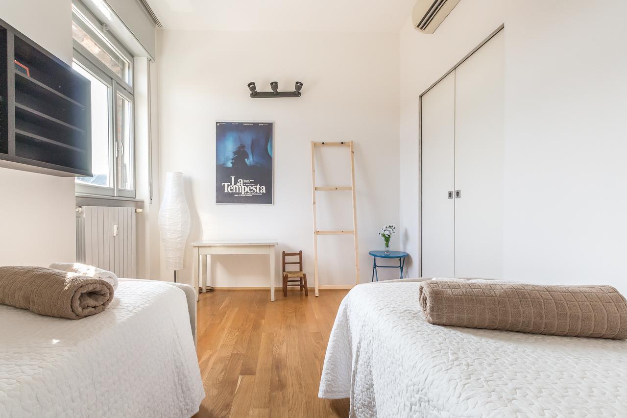 Apartament Alessia'S Flat- L'8 E Mezzo Mediolan Zewnętrze zdjęcie