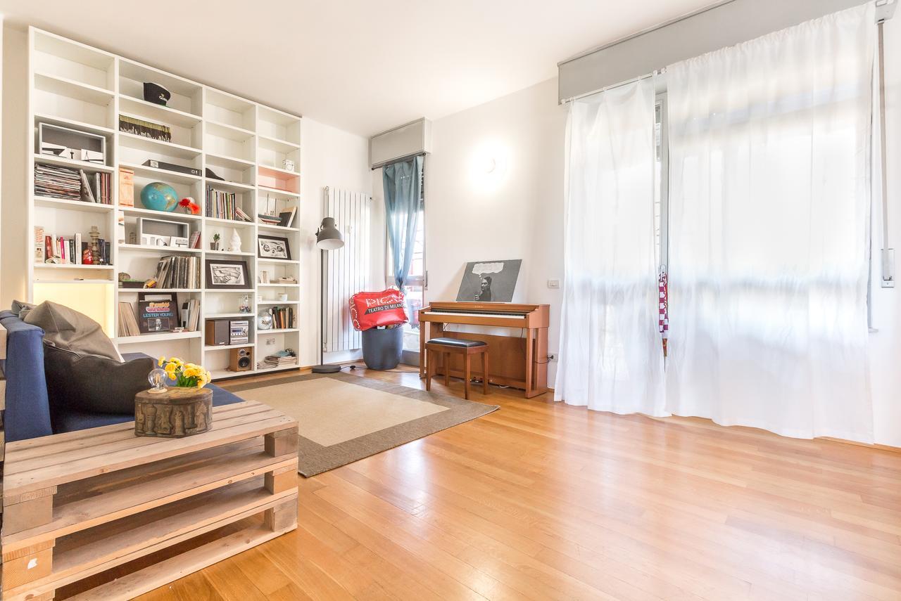 Apartament Alessia'S Flat- L'8 E Mezzo Mediolan Zewnętrze zdjęcie